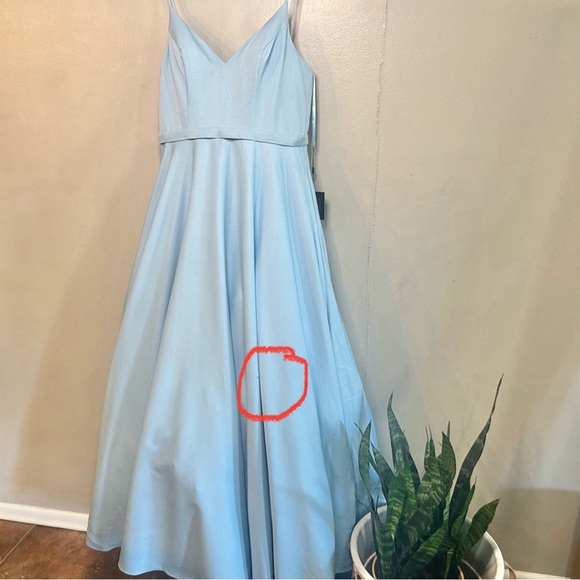 Ieena for Mac Duggal Classic A-Line V-Neck Ballgown Powder Blue Sz12 - Picture 14 of 14